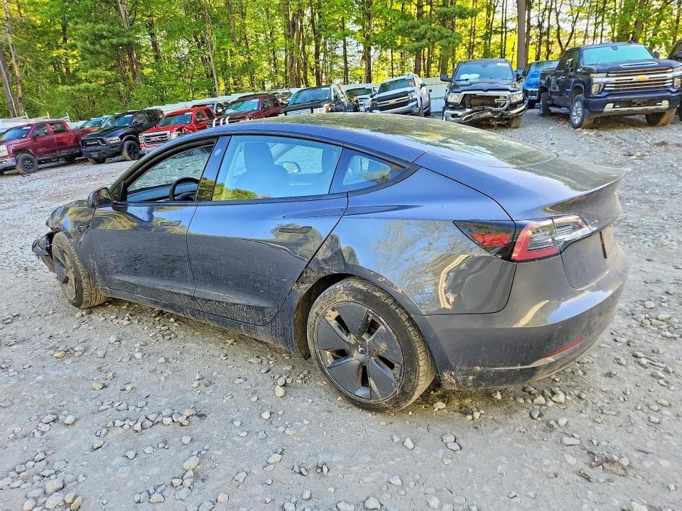 2022 TESLA MODEL 3 2