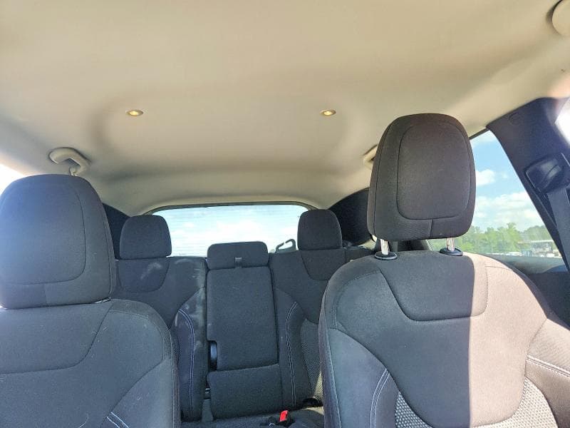 2019 JEEP CHEROKEE LATITUDE 10