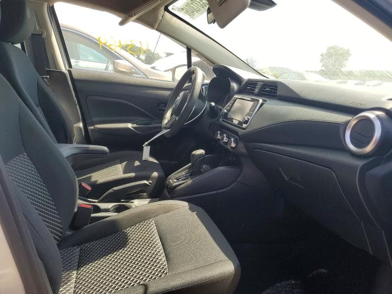 2021 NISSAN VERSA S 7
