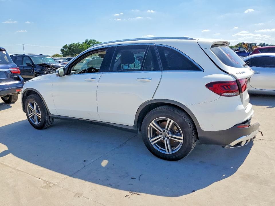 2021 MERCEDES-BENZ GLC 300 300 2
