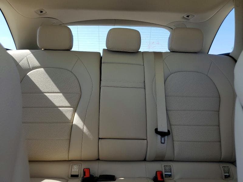 2021 MERCEDES-BENZ GLC 300 300 10