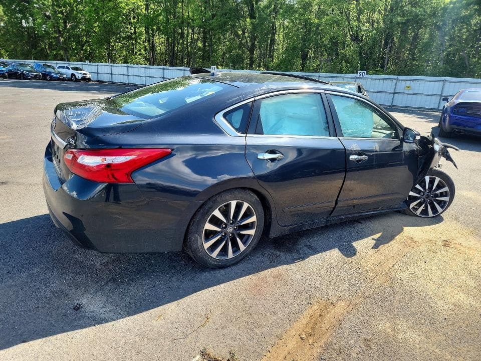 2017 NISSAN ALTIMA 2.5 SL 3