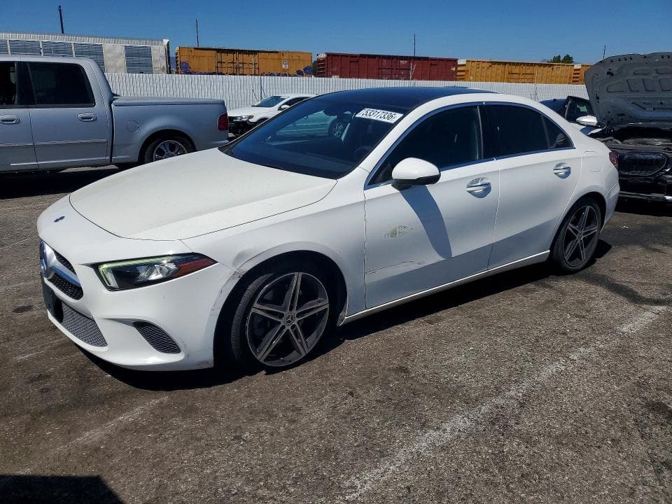 2021 MERCEDES-BENZ A 220 - 1