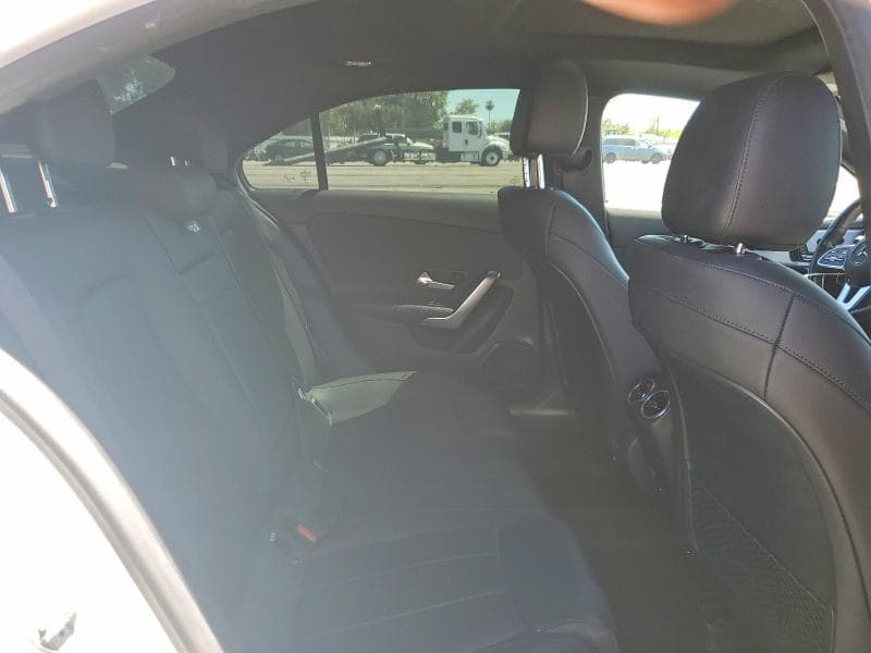 2021 MERCEDES-BENZ A 220 10