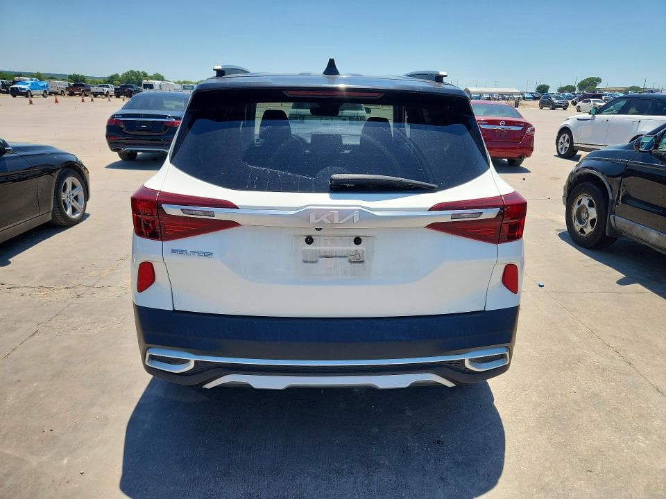 2022 KIA SELTOS S S 6