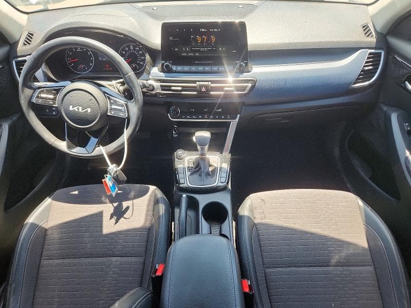 2022 KIA SELTOS S S 8