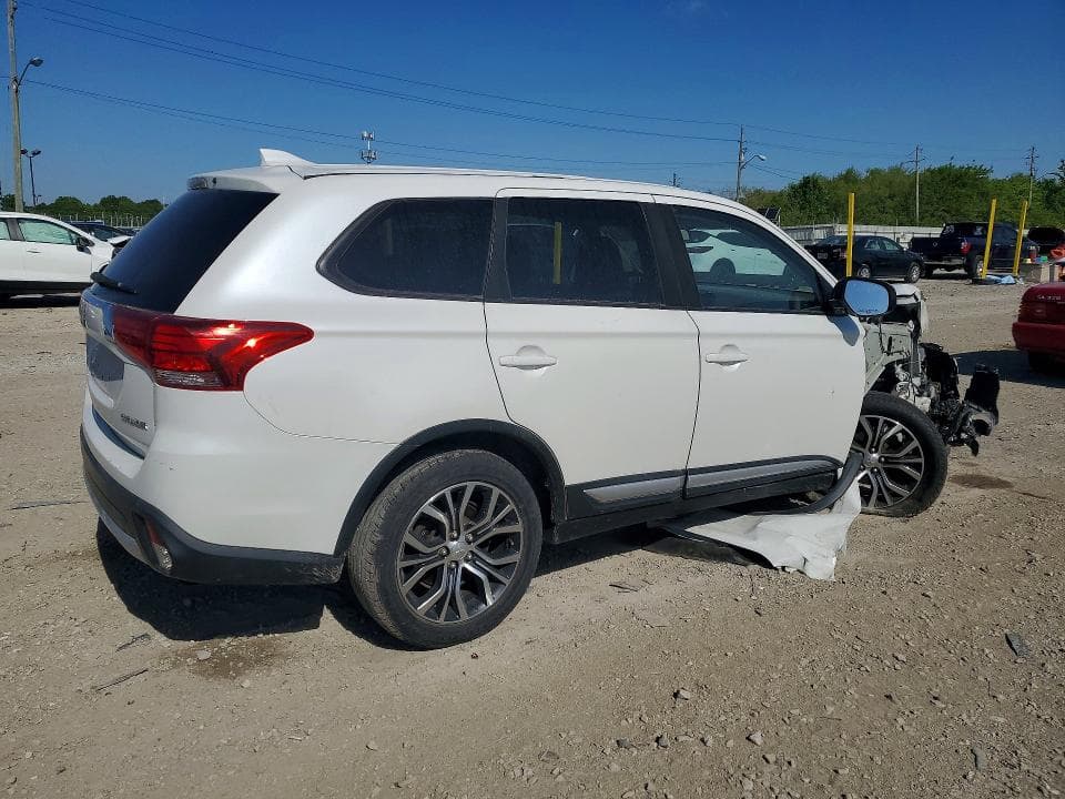 2018 MITSUBISHI OUTLANDER ES 3
