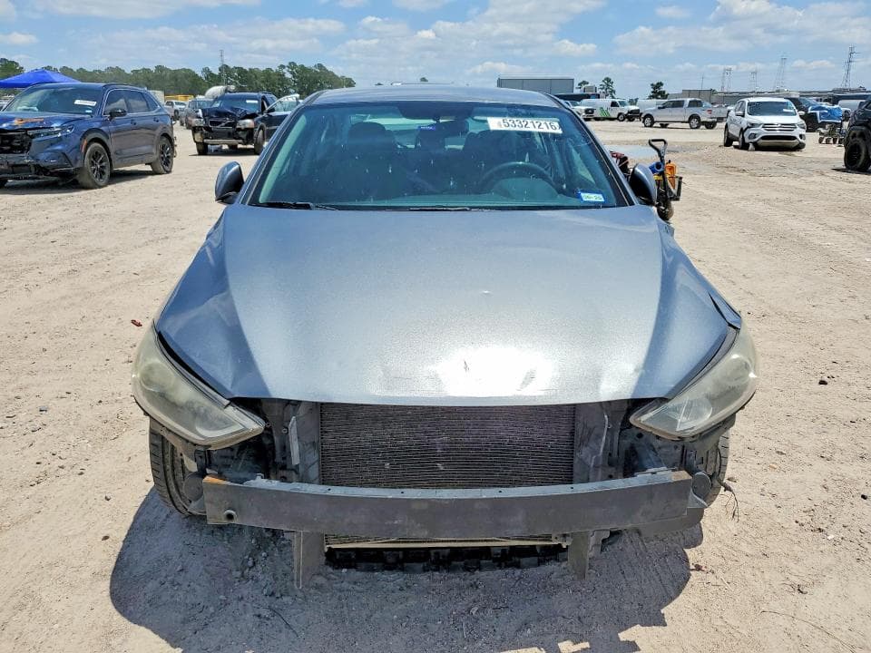 2017 HYUNDAI ELANTRA SE 5