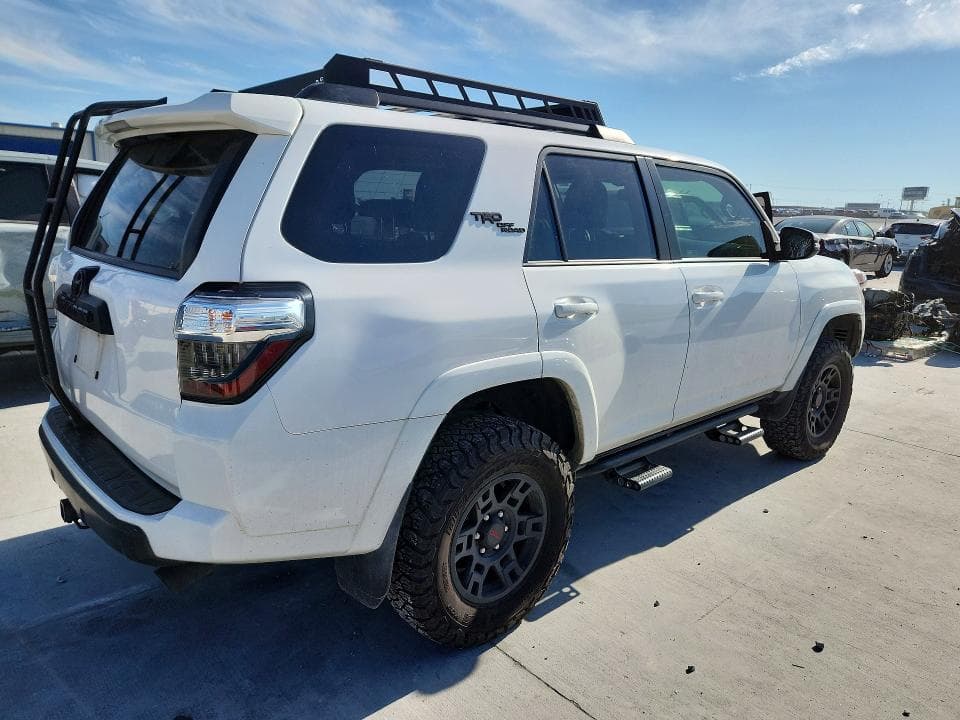 2019 TOYOTA 4RUNNER 3