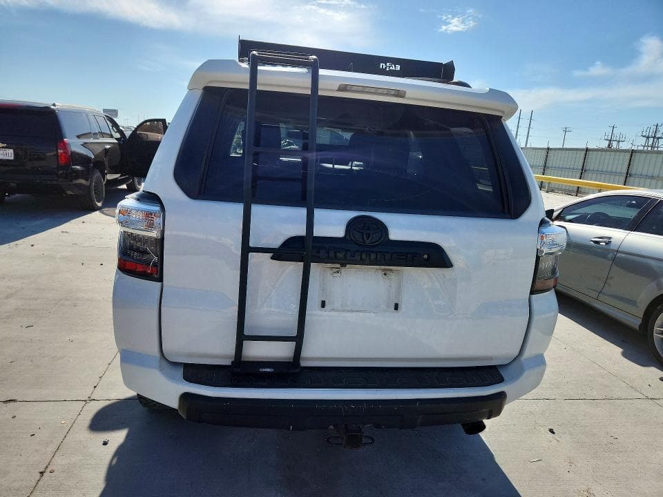 2019 TOYOTA 4RUNNER 6