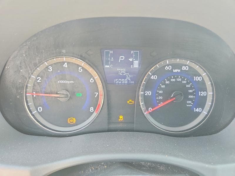 2017 HYUNDAI ACCENT SE 9