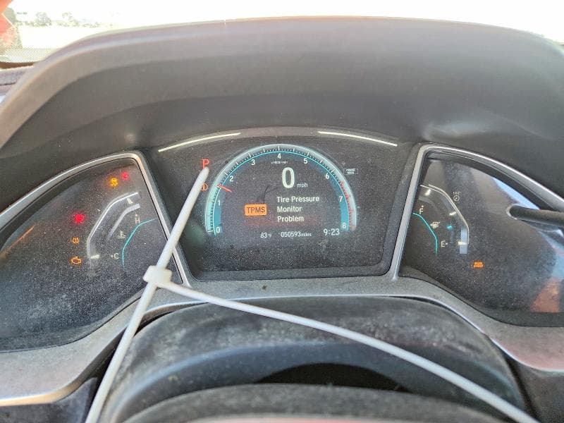 2017 HONDA CIVIC EX 9