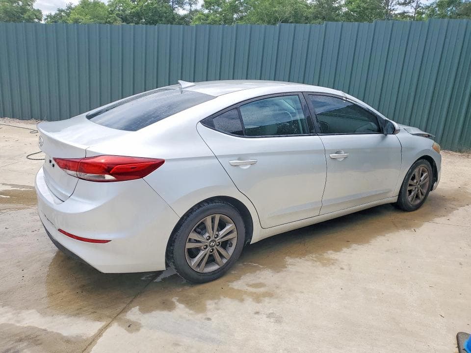 2018 HYUNDAI ELANTRA SEL 3