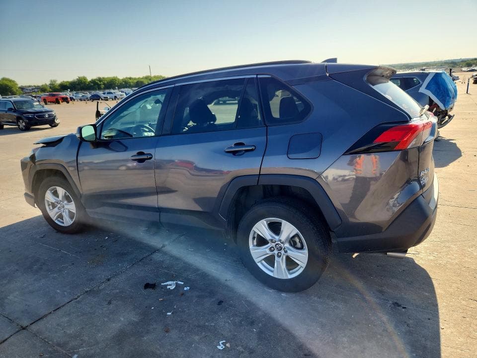 2021 TOYOTA RAV4 XLE XLE 2
