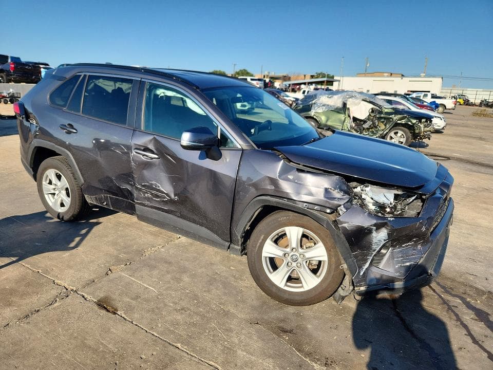 2021 TOYOTA RAV4 XLE XLE 4