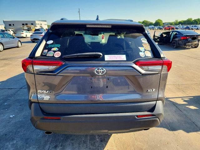 2021 TOYOTA RAV4 XLE XLE 6