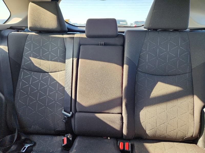 2021 TOYOTA RAV4 XLE XLE 10