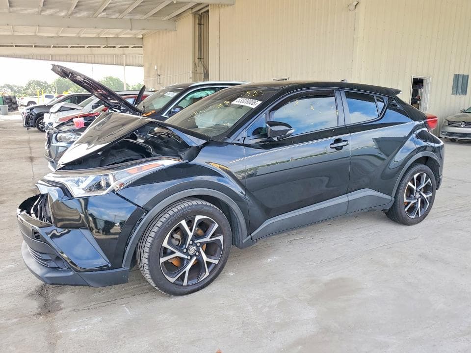 2018 TOYOTA C-HR XLE - 1