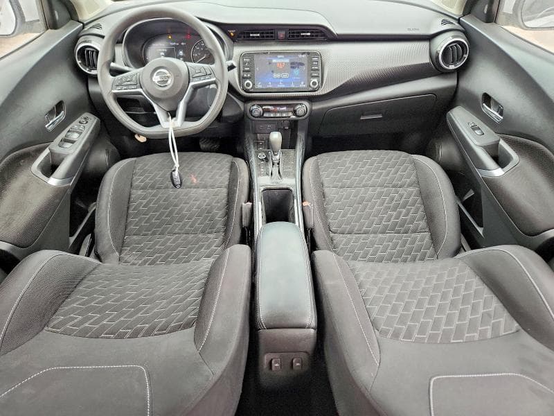 2021 NISSAN KICKS SV SV 8