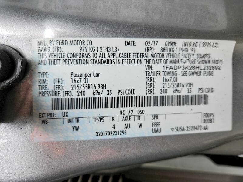 2017 FORD FOCUS SE 12
