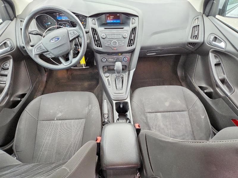 2017 FORD FOCUS SE 8