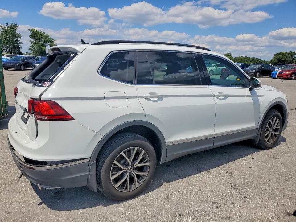 2020 VOLKSWAGEN TIGUAN SE 3