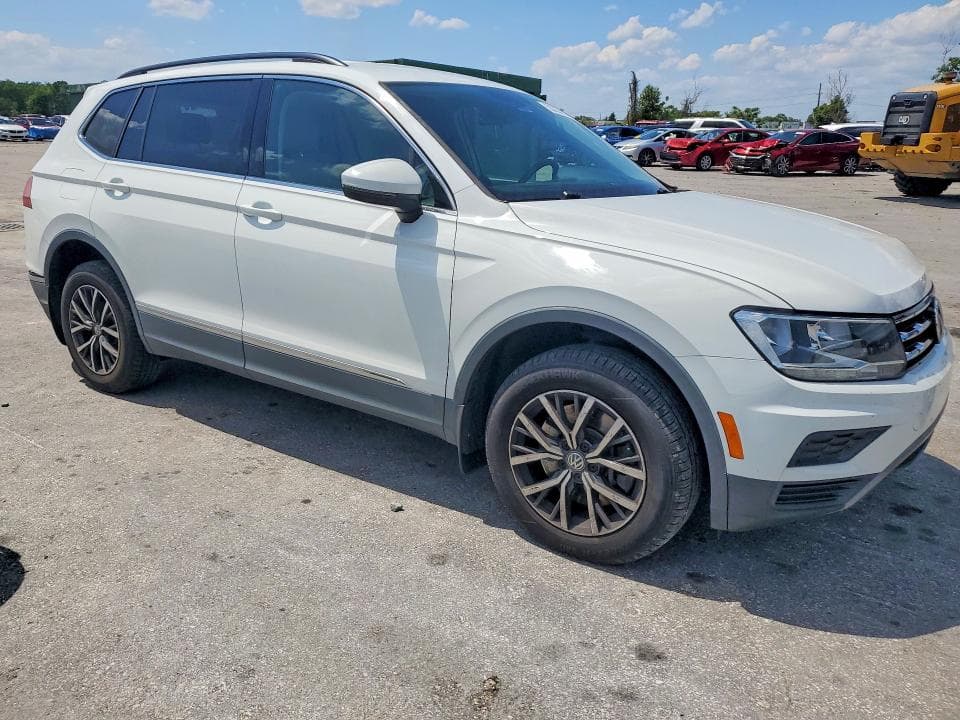 2020 VOLKSWAGEN TIGUAN SE 4