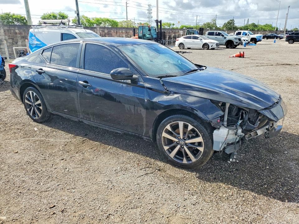 2021 NISSAN ALTIMA SV 5