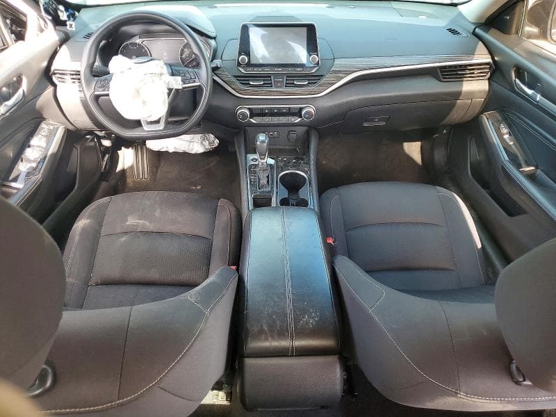 2021 NISSAN ALTIMA SV 9