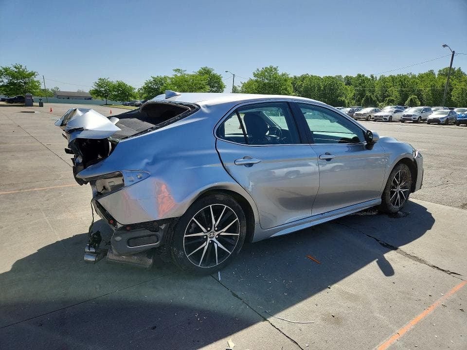 2023 TOYOTA CAMRY SE SE 3