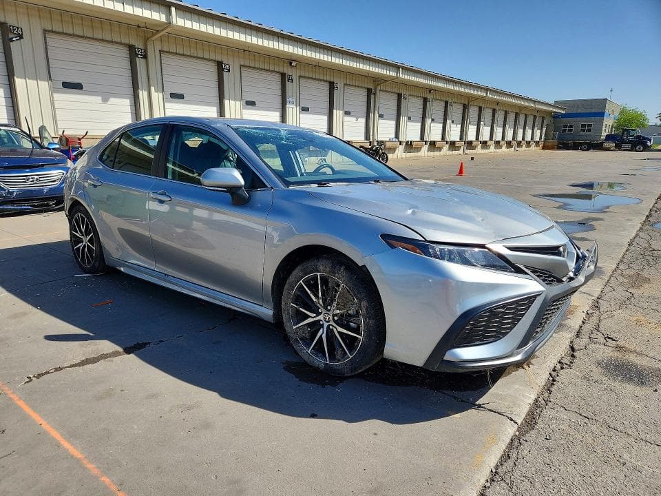 2023 TOYOTA CAMRY SE SE 4