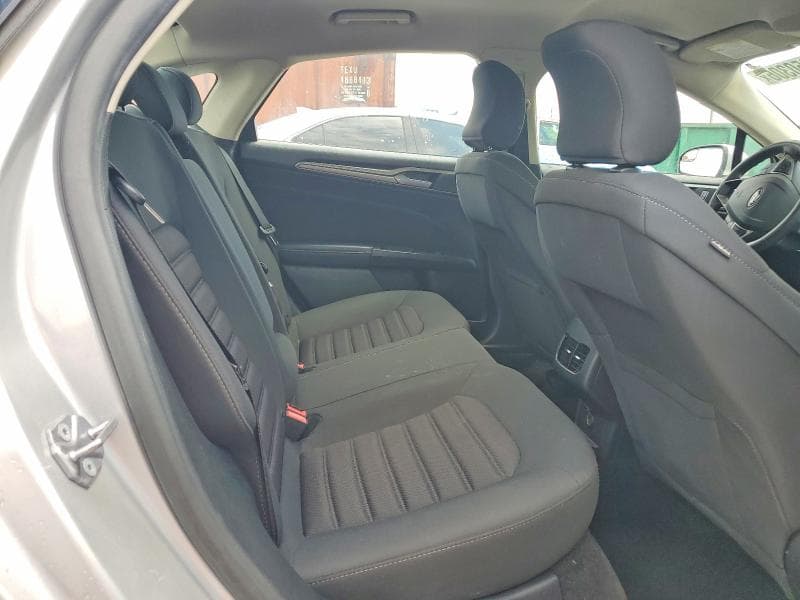 2018 FORD FUSION SE 10