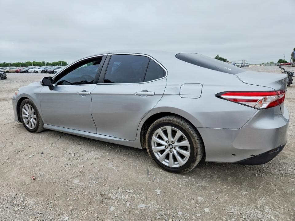 2018 TOYOTA CAMRY LE LE 2