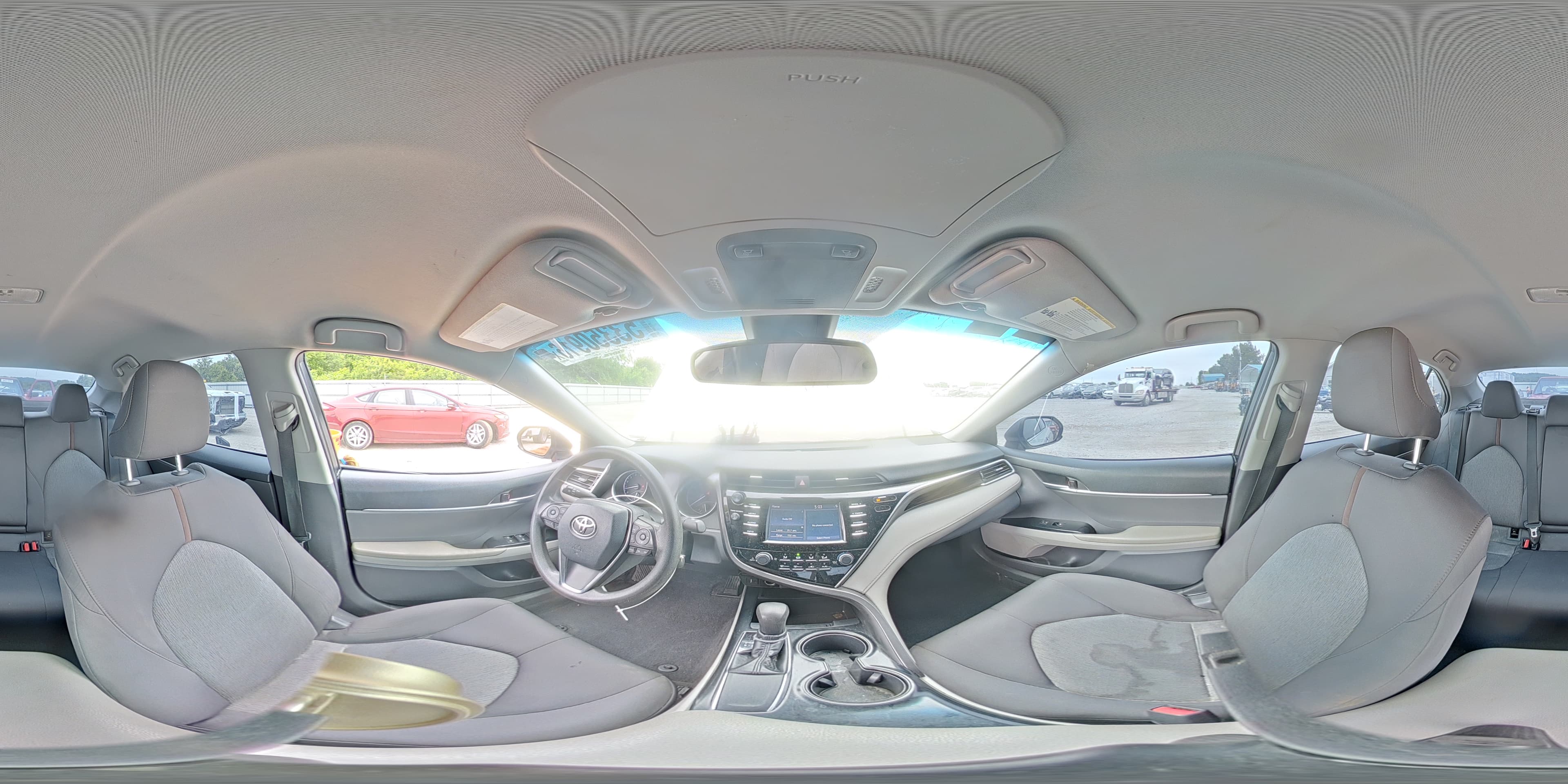 2018 TOYOTA CAMRY LE LE 14