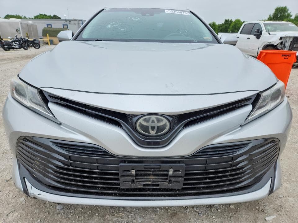 2018 TOYOTA CAMRY LE LE 5