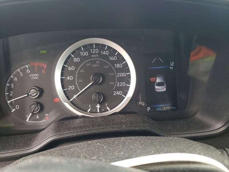 2022 TOYOTA COROLLA LE LE 9