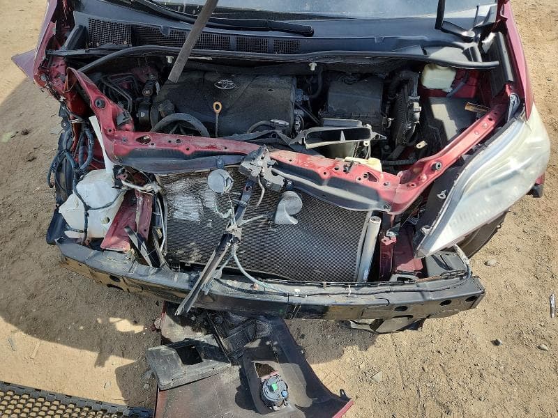 2017 TOYOTA SIENNA XLE 8-PASSENGER XLE 8-PASSENGER 12