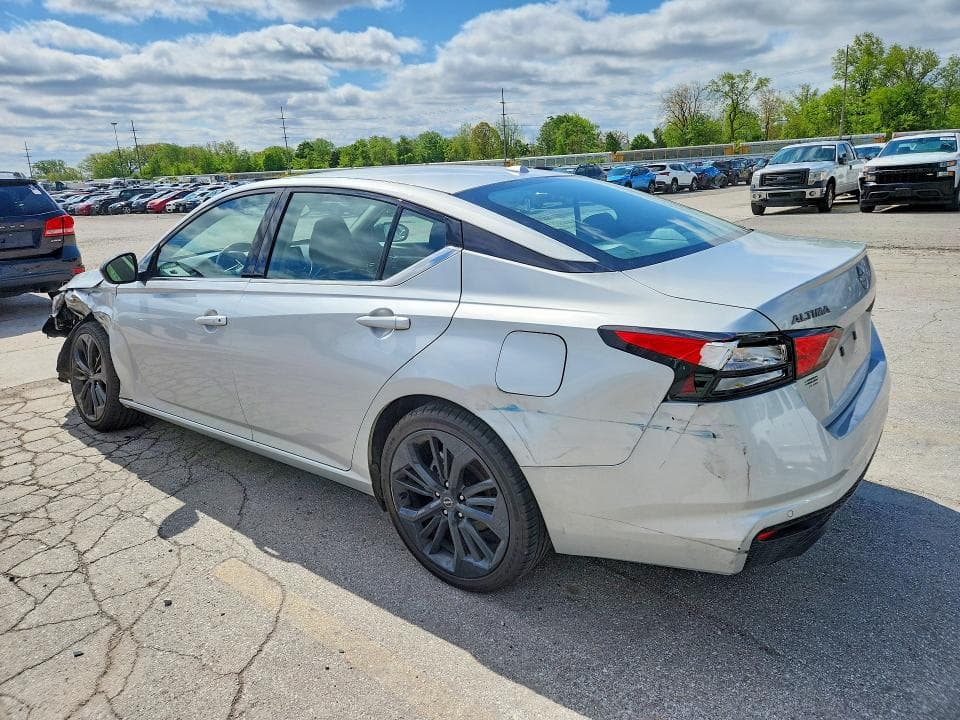 2024 NISSAN ALTIMA SR 2