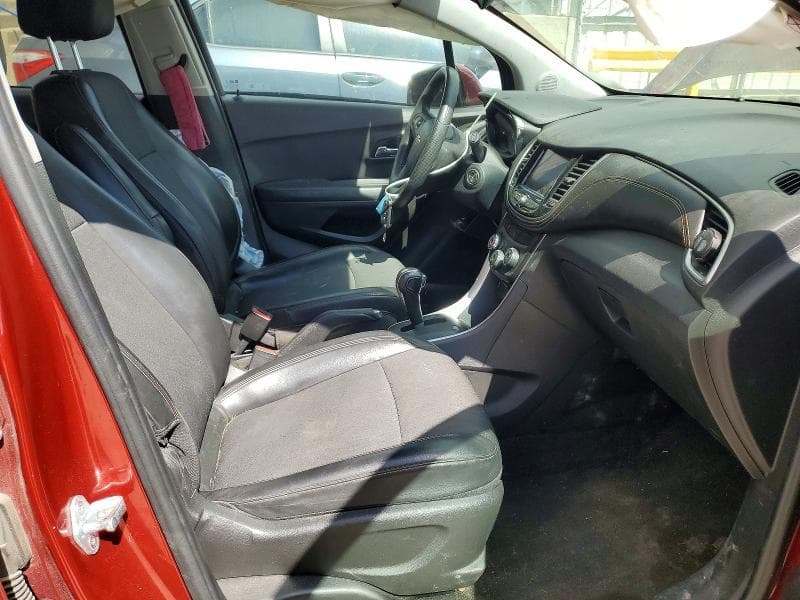 2021 CHEVROLET TRAX 1LT 7