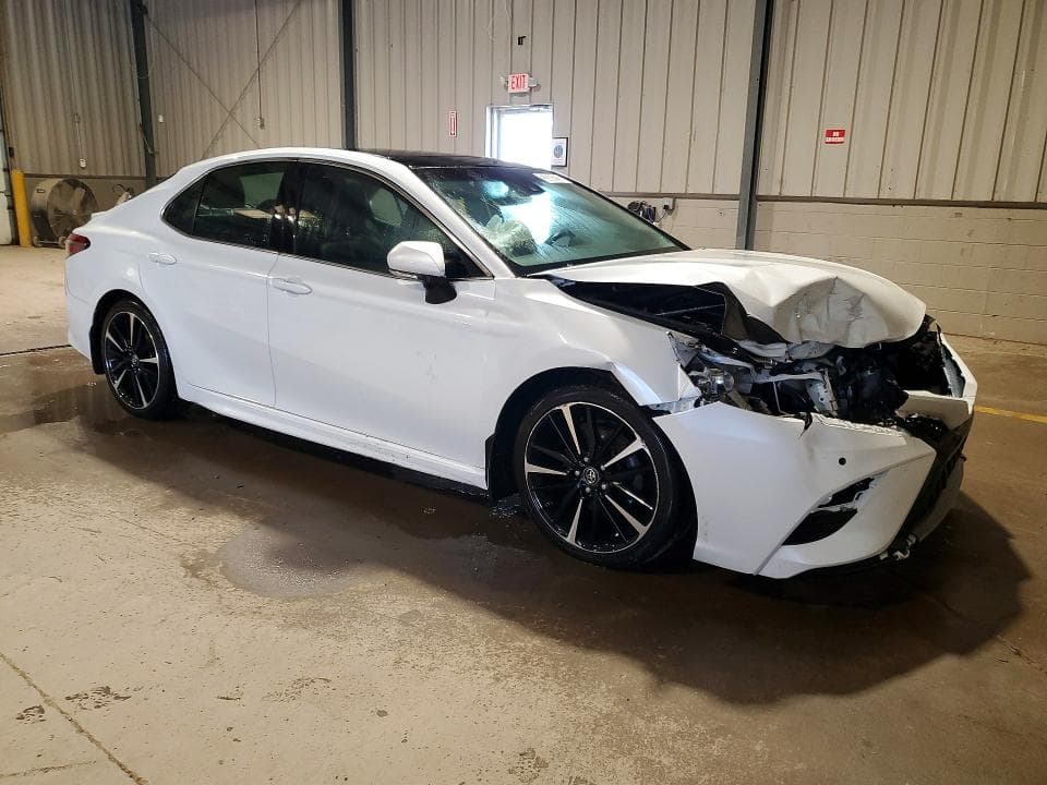 2018 TOYOTA CAMRY XSE V6 4