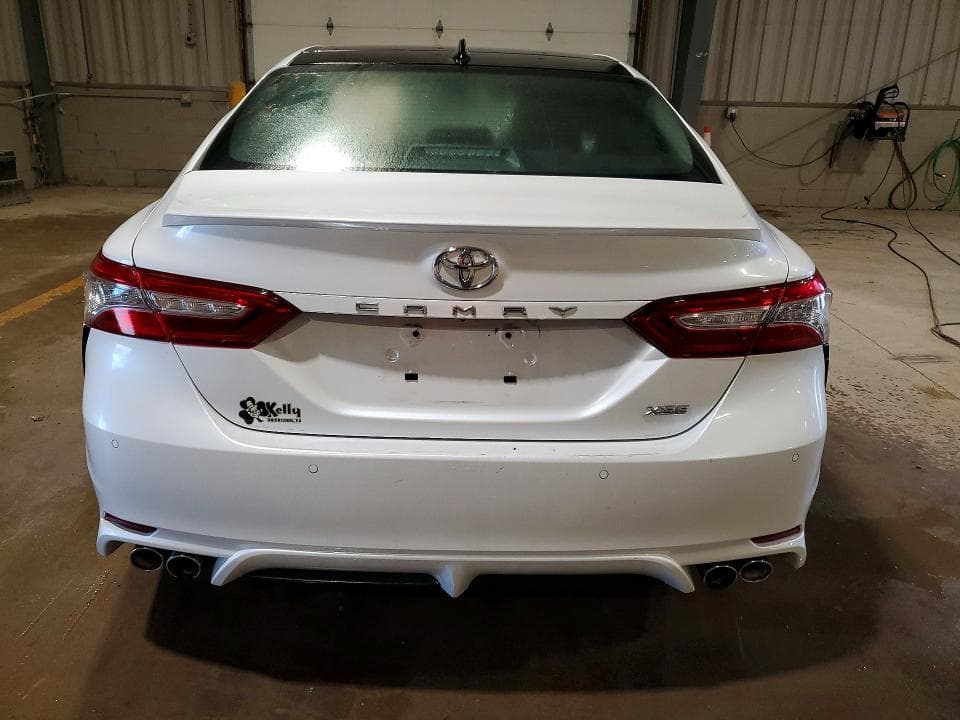2018 TOYOTA CAMRY XSE V6 6