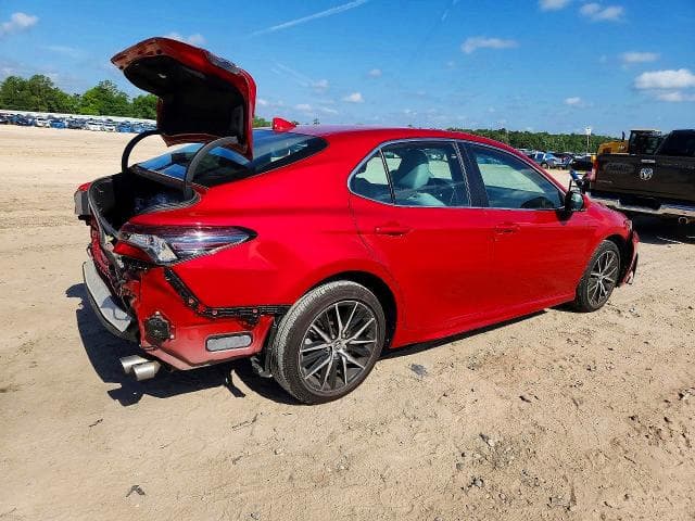 2024 TOYOTA CAMRY SE SE 3