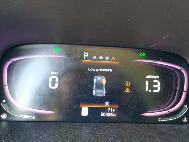2023 KIA SOUL LX 9