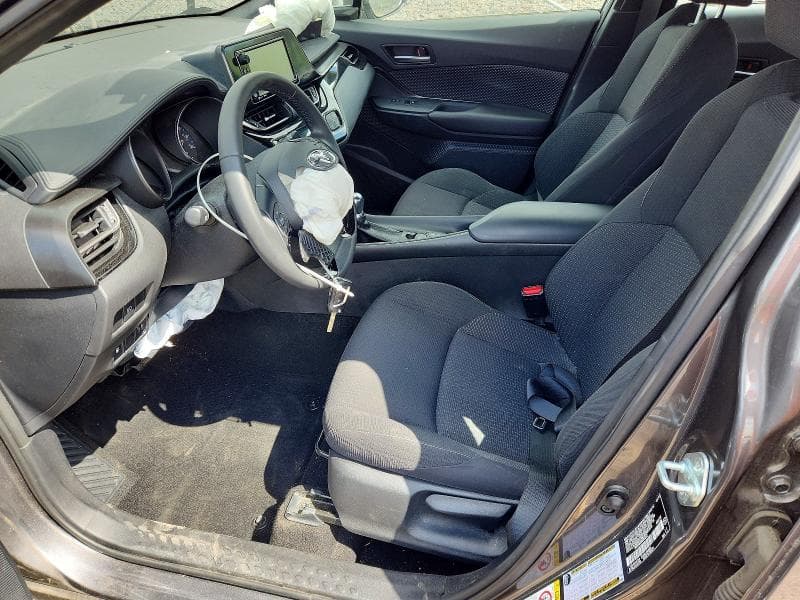 2018 TOYOTA C-HR XLE 7