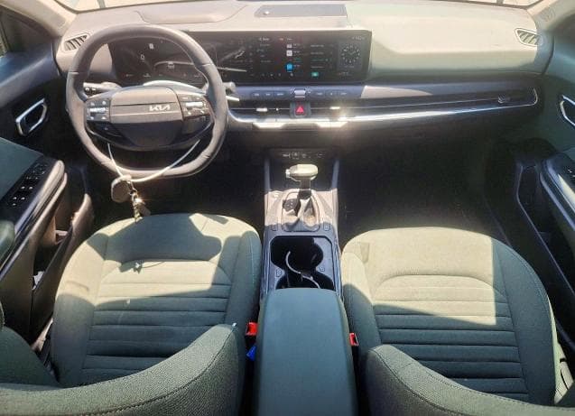 2025 KIA K4 EX 8