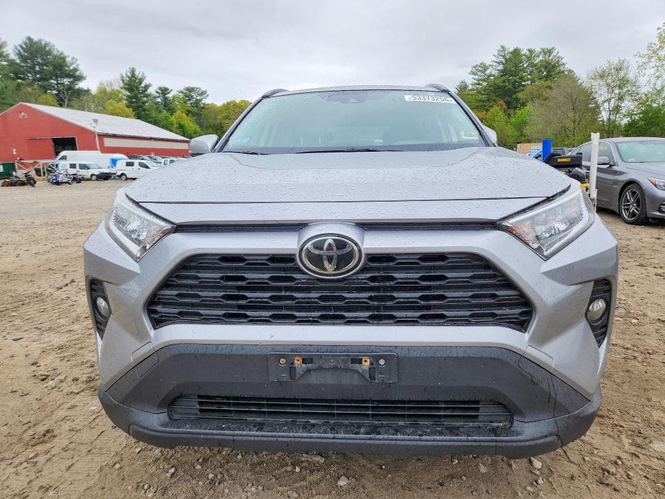 2020 TOYOTA RAV4 XLE XLE 5