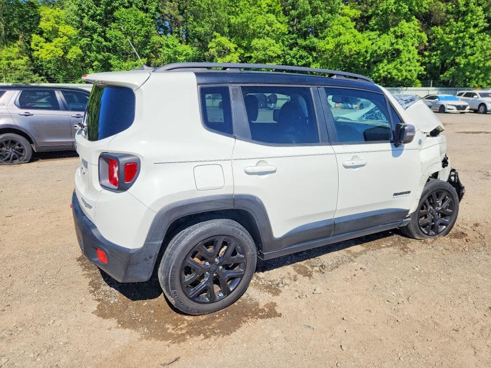 2017 JEEP RENEGADE TRAILHAWK 3