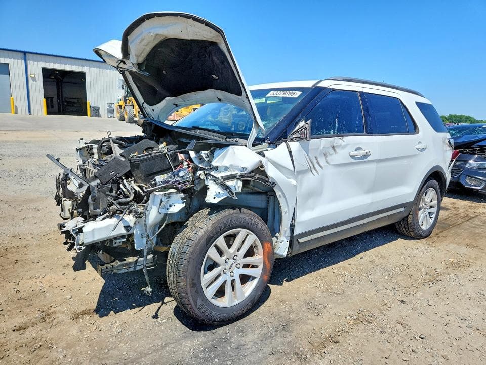 2019 FORD EXPLORER XLT - 1