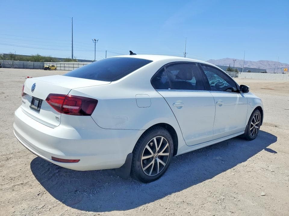 2017 VOLKSWAGEN JETTA SE 3