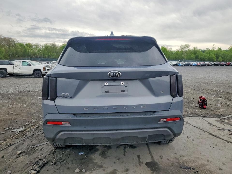 2021 KIA SORENTO S 6